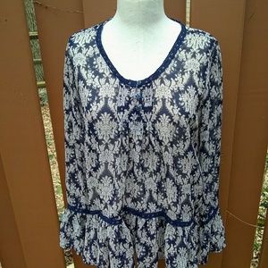 Women's blouse